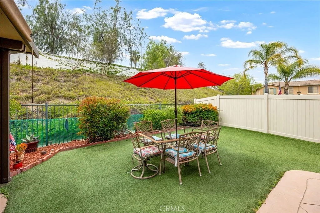 Photo of Unit B at 33433 Emerson Way