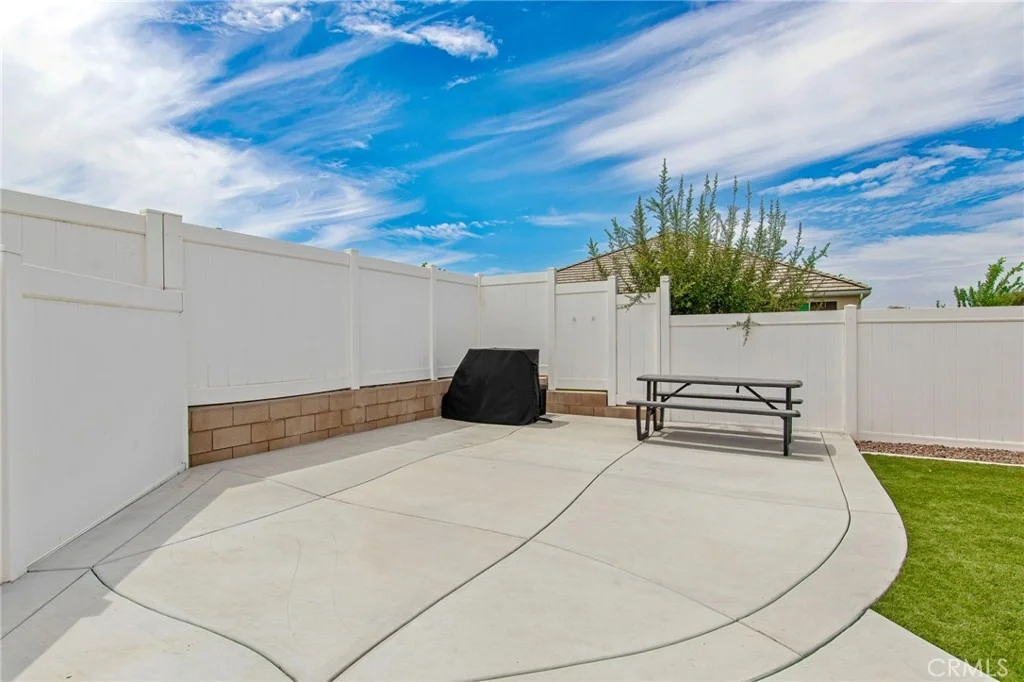 Photo of 31081 Skyview