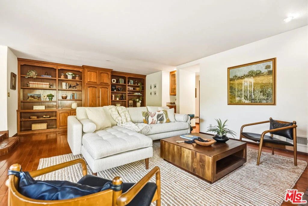Photo of 5461 Horizon Drive