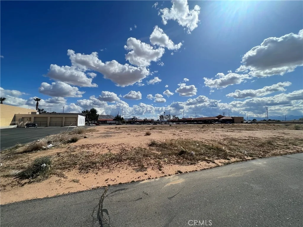 Photo of 21650 Bear Valley Road