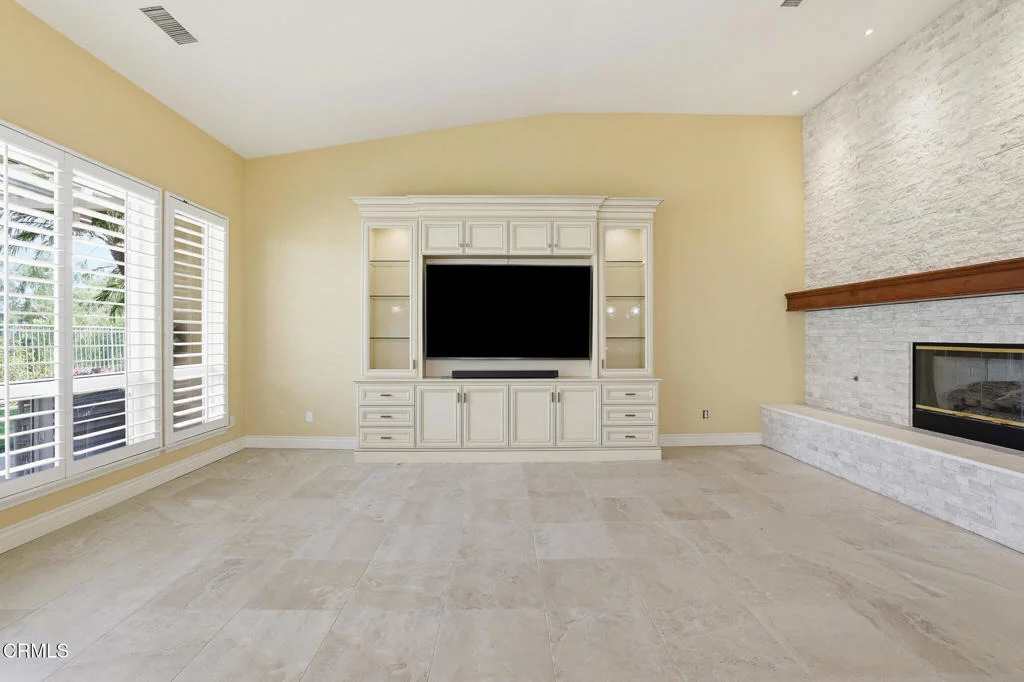 Photo of 2800 Diamond Drive