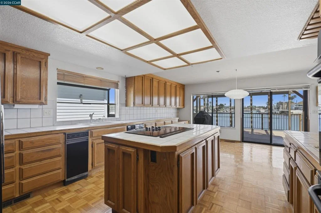 Photo of 2055 Cypress Pt
