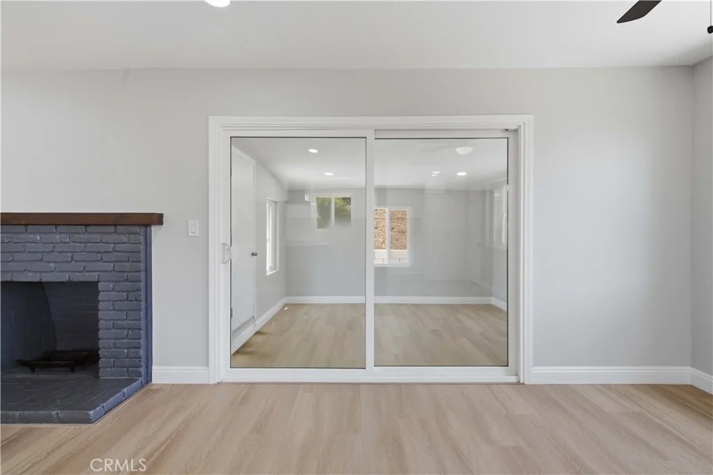 Photo of 5945 Paramount Drive