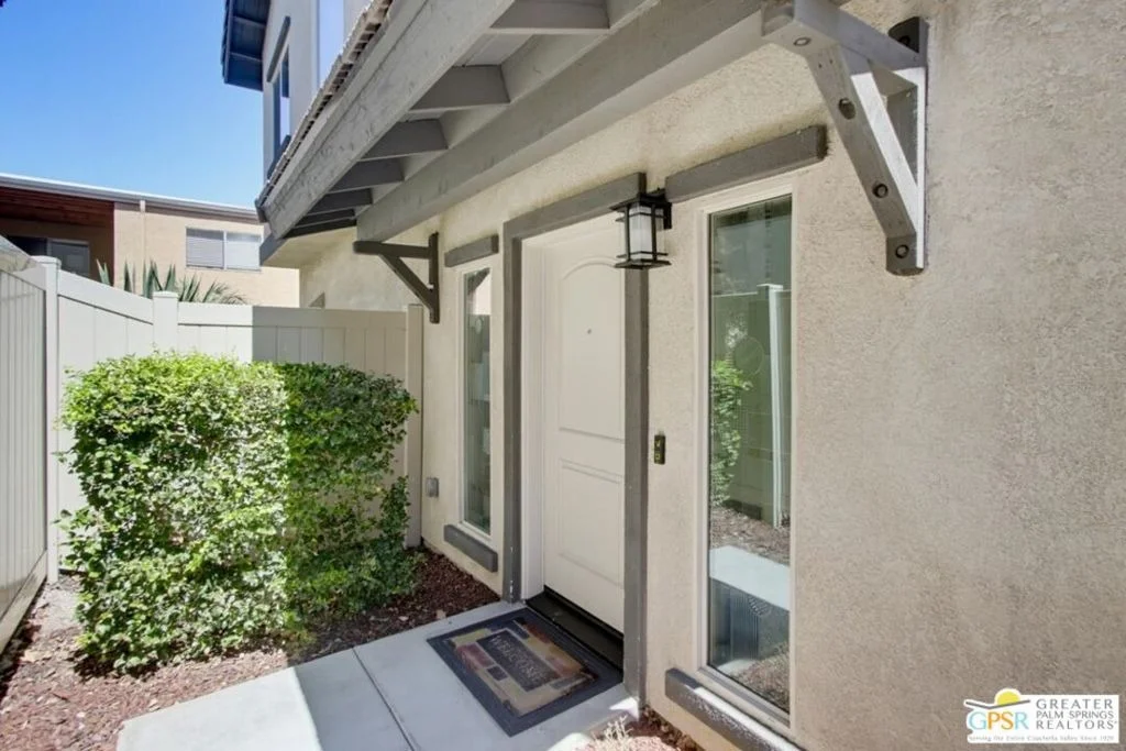 Photo of 8941 N Magnolia Avenue
