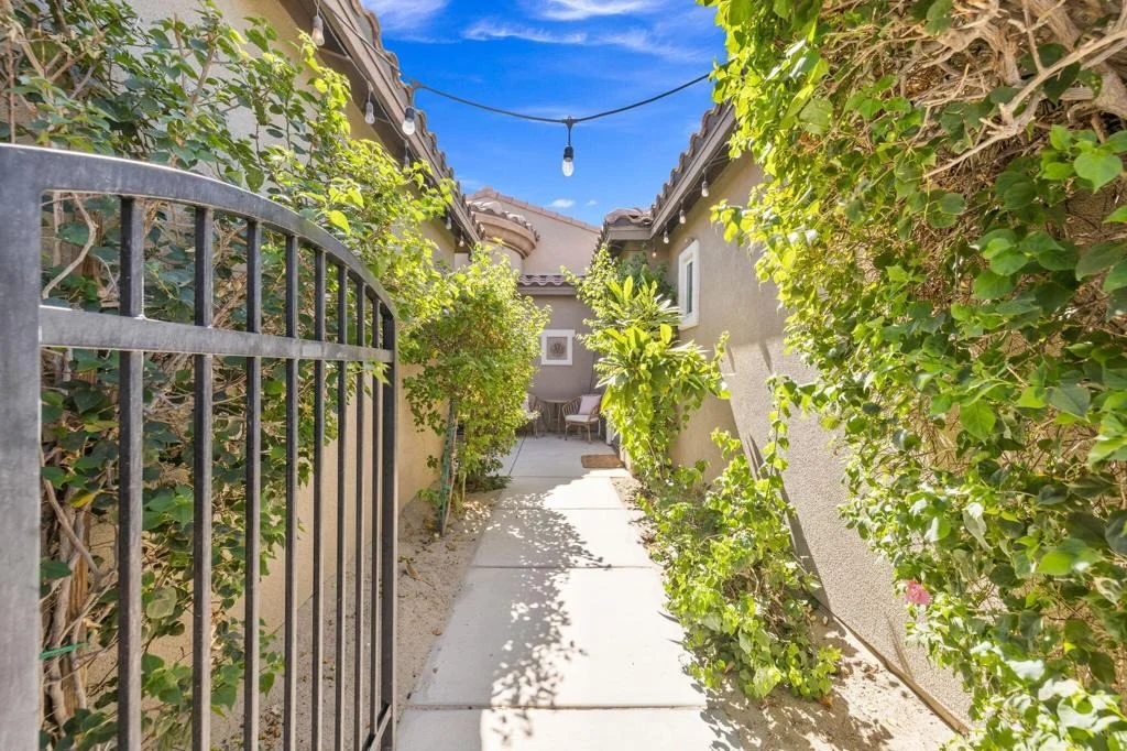 Photo of 82217 Cochran Drive