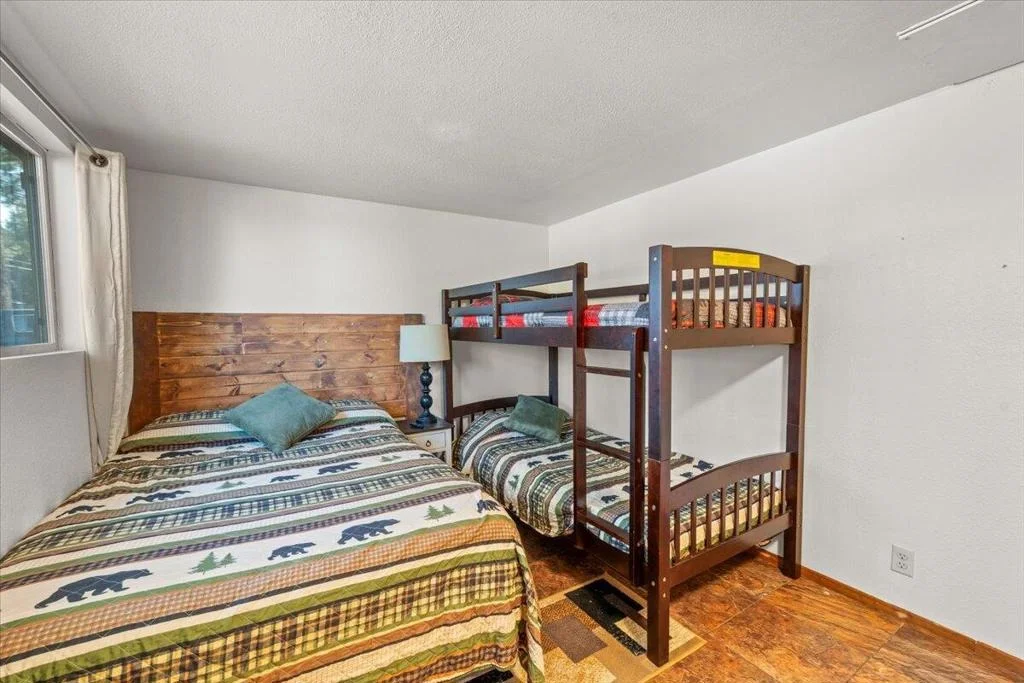 Photo of 140 Highland Lane