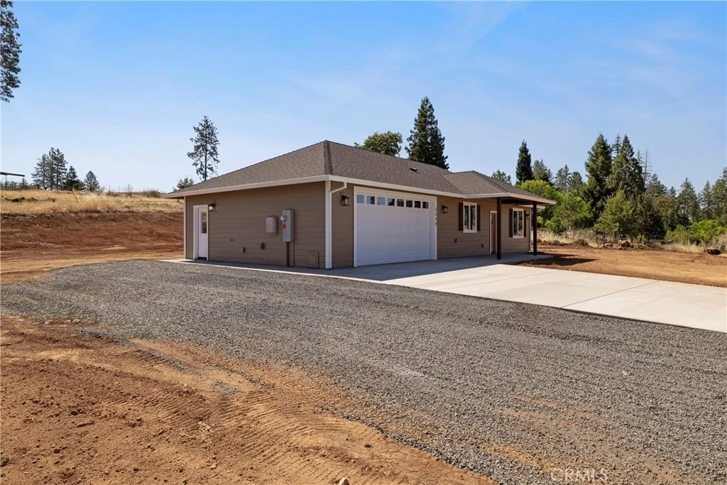Photo of 6040 Maxwood