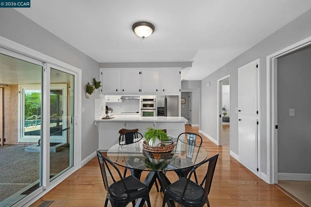 Photo of 941 Tyler Ct