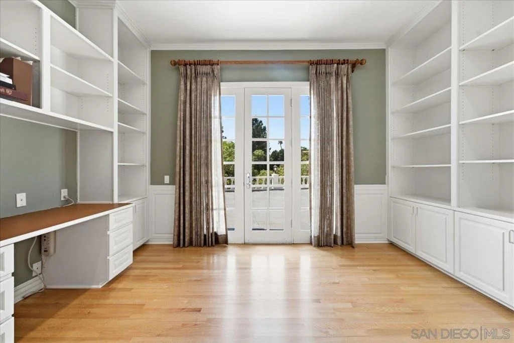 Photo of 6150 Avenida Alteras