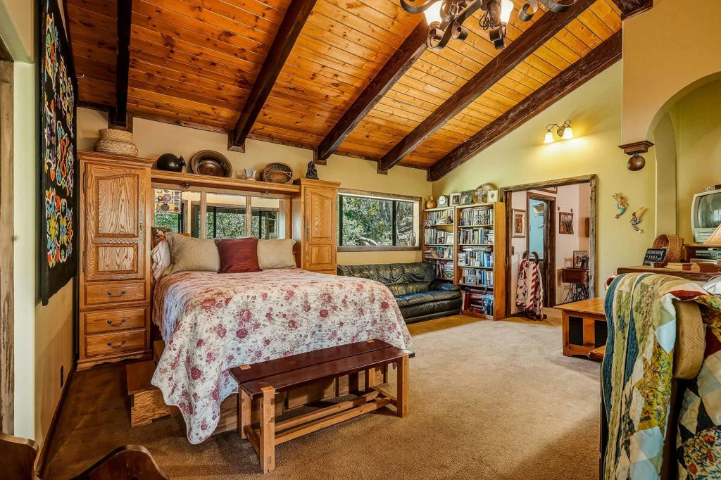 Photo of 22901 Eagles Nest Drive