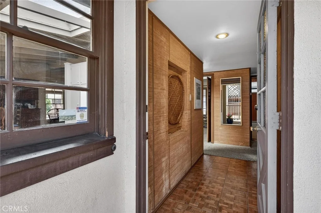 Photo of 652 35th