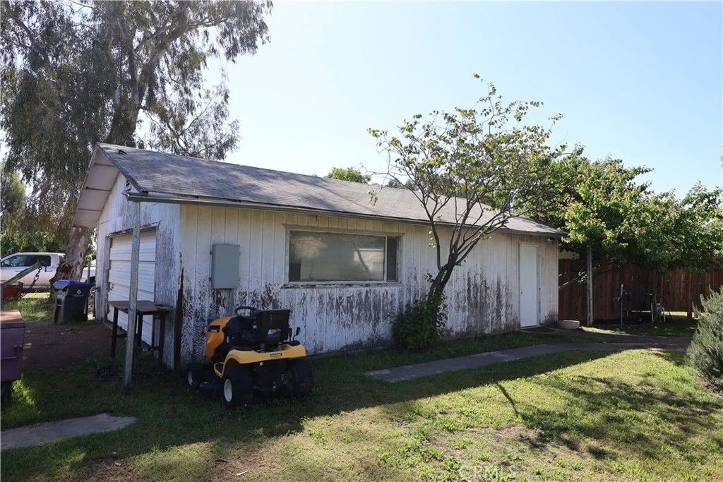 Photo of 22189 Samson Ave.
