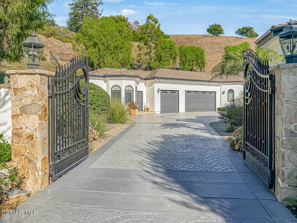 Photo of 1266 Heritage Place