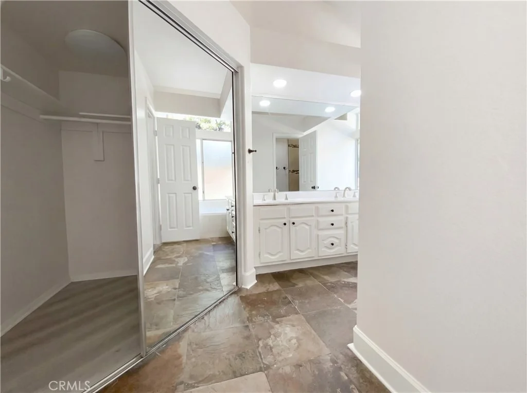 Photo of 3303 Deaver
