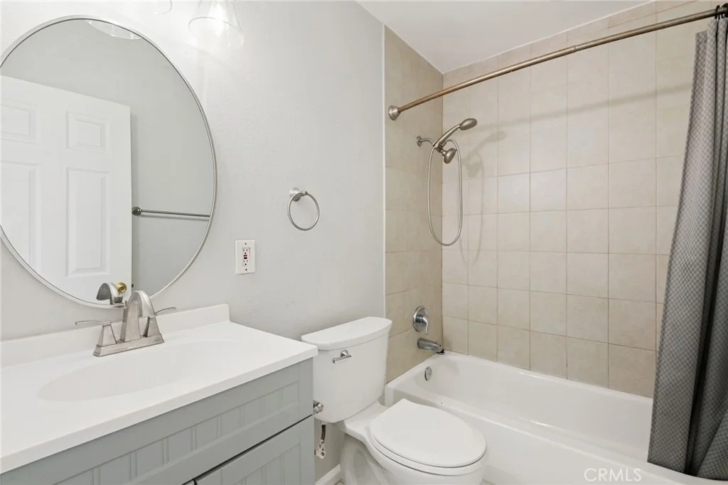 Photo of 3655 Webster