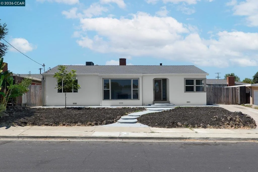 Photo of 103 Cataline Ave
