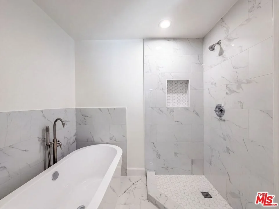 Photo of 11569 Viking Avenue