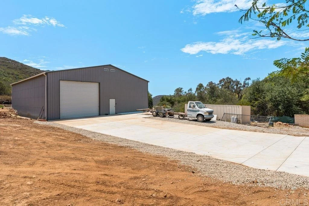 Photo of 2051 Rainbow Glen Road