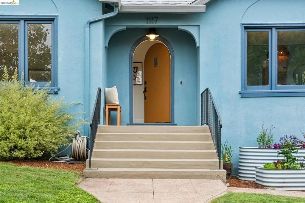 Photo of 1117 The Alameda