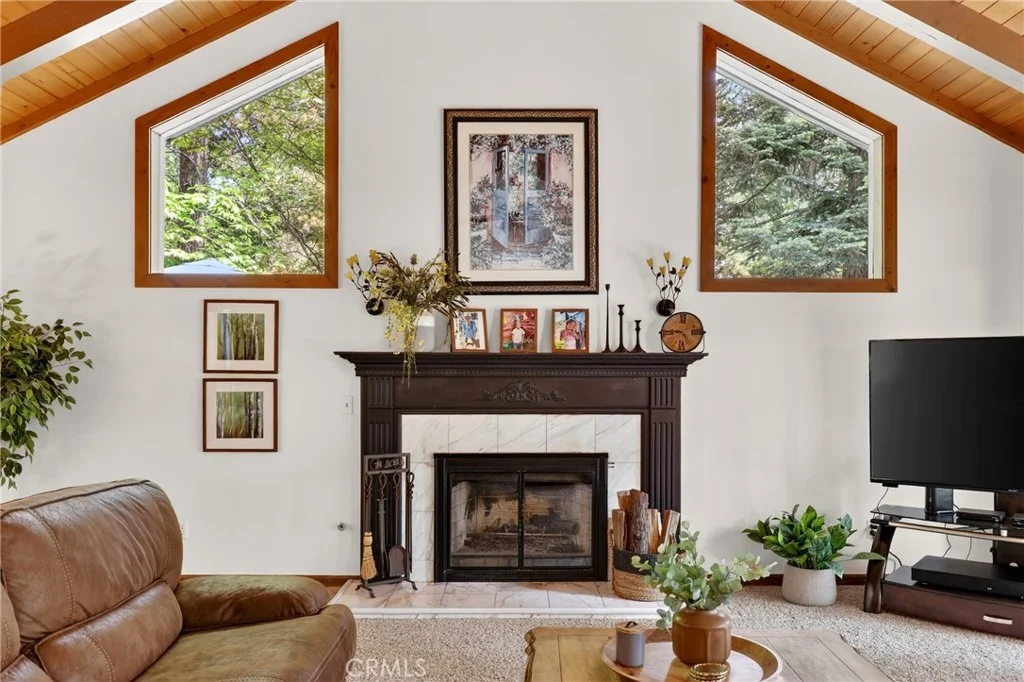 Photo of 360 Riviera Drive
