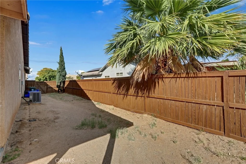 Photo of 15333 Ross