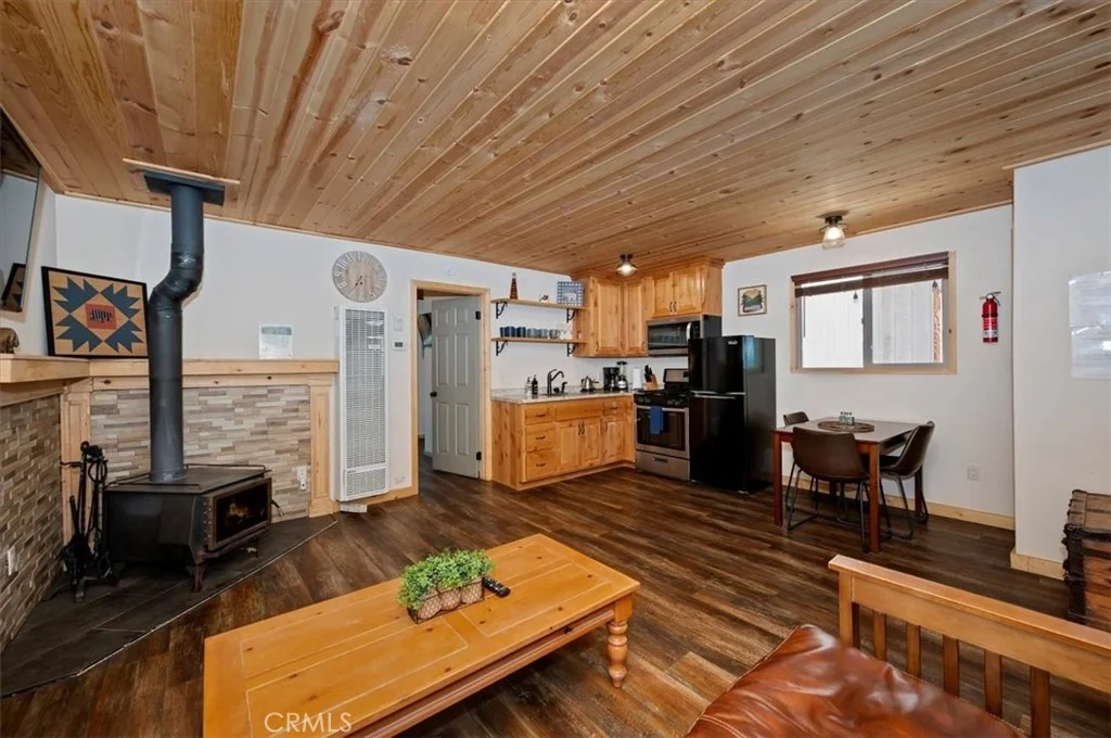 Photo of 728 Holmes Lane