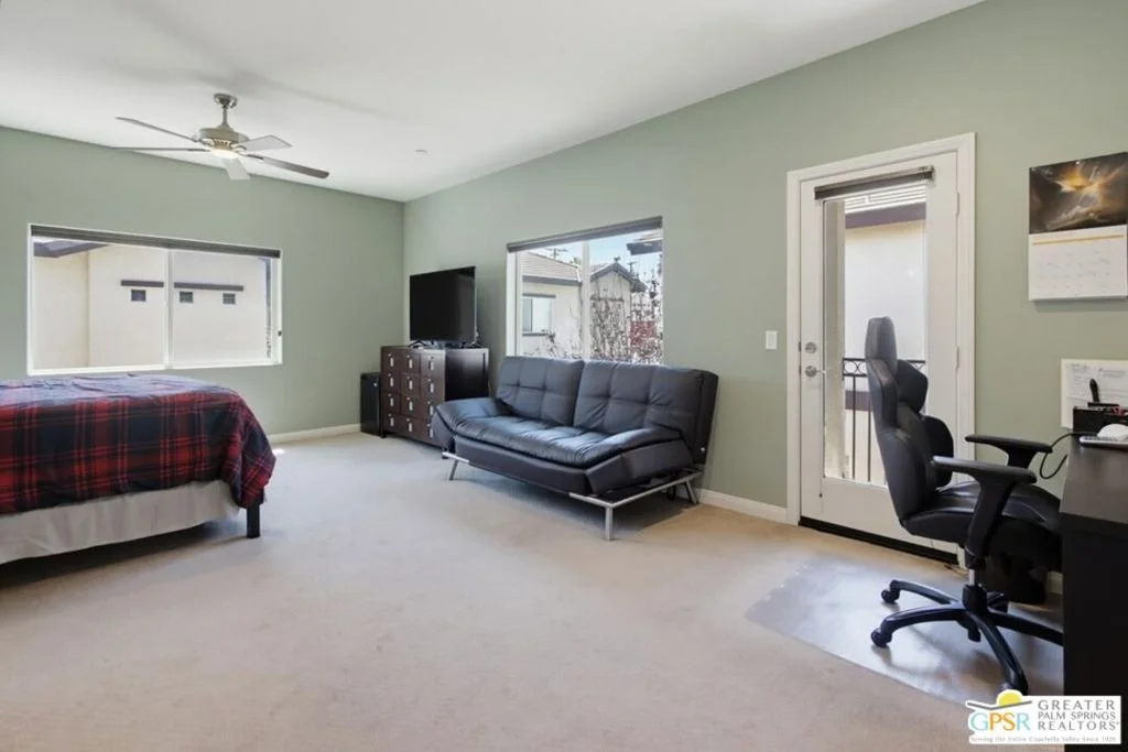 Photo of 8941 N Magnolia Avenue