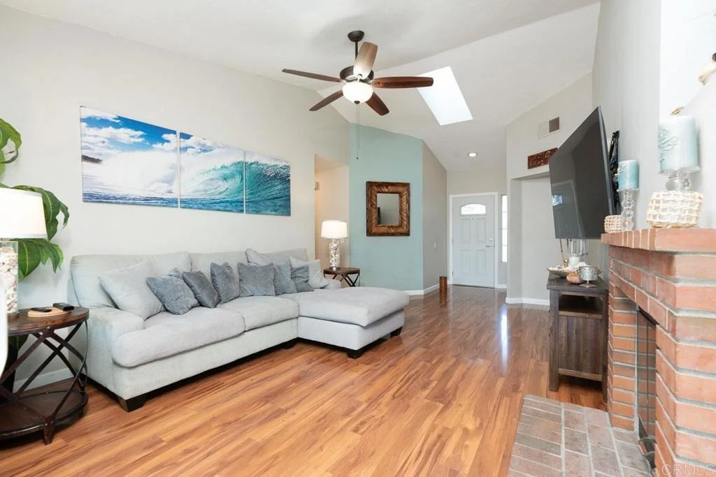 Photo of 883 Glenwood Drive