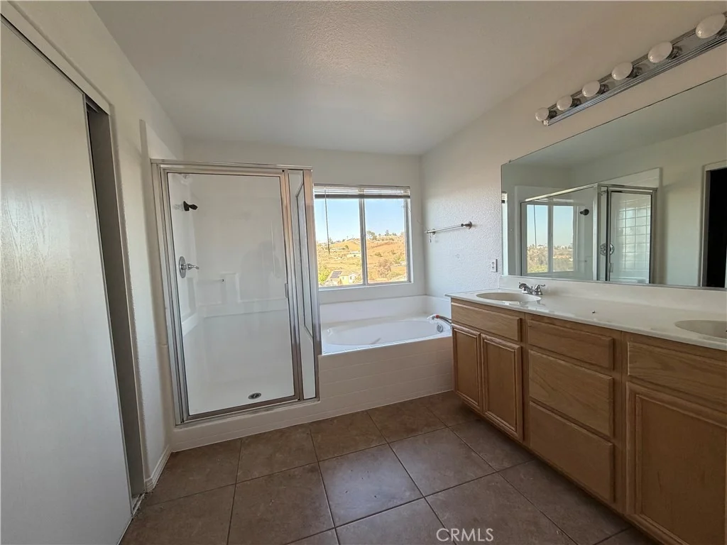 Photo of 23785 Black Canyon Drive