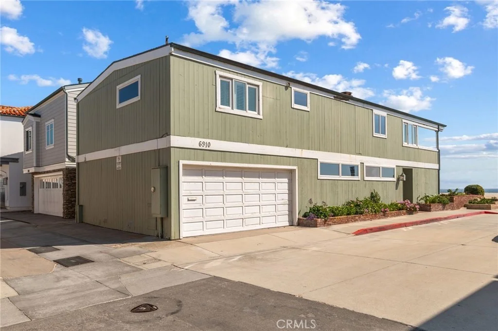 Photo of 6910 W Oceanfront