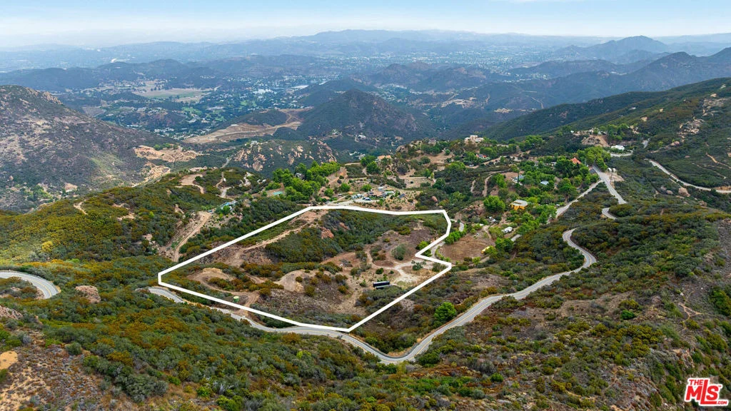 Photo of 14613 Yerba Buena Road