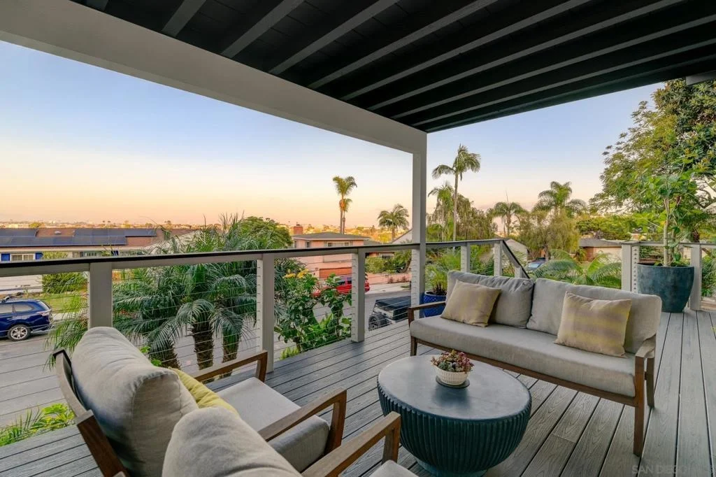 Photo of 3958 La Cresta