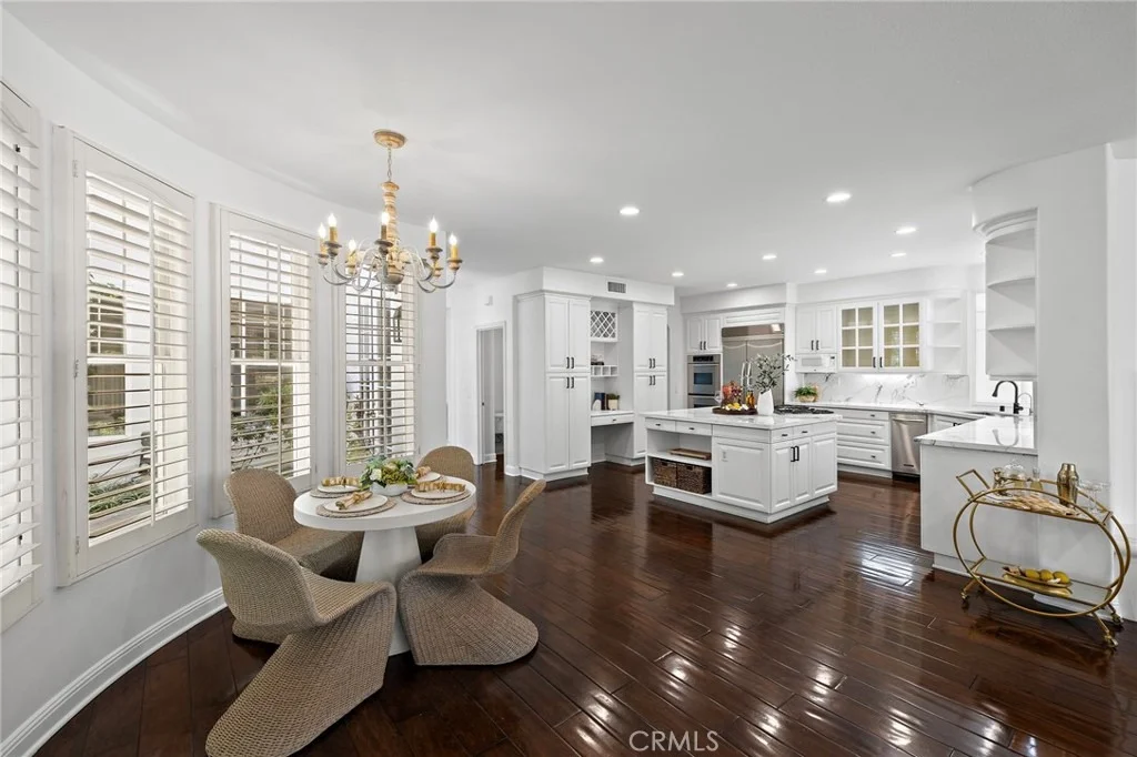 Photo of 23 Mahogany