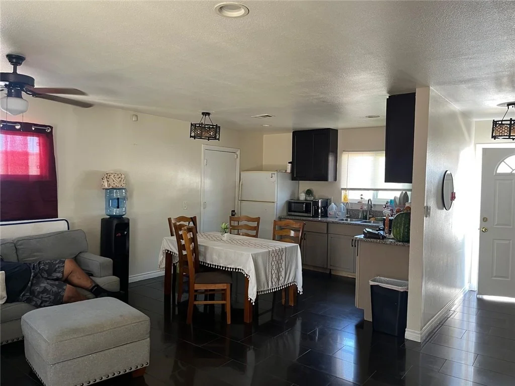 Photo of 18005 Vine