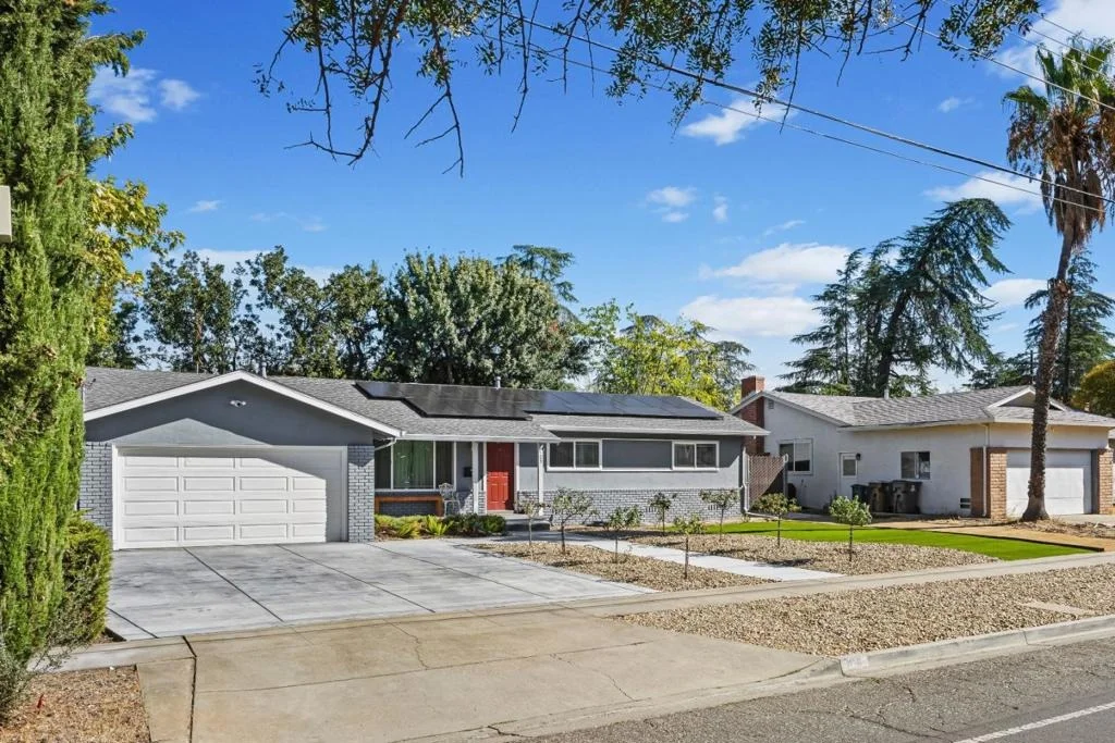 Photo of 105 Ridgerock Drive