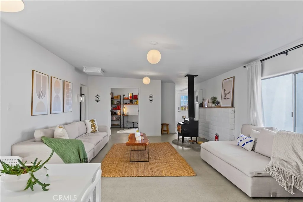 Photo of 60611 Birdie Ln