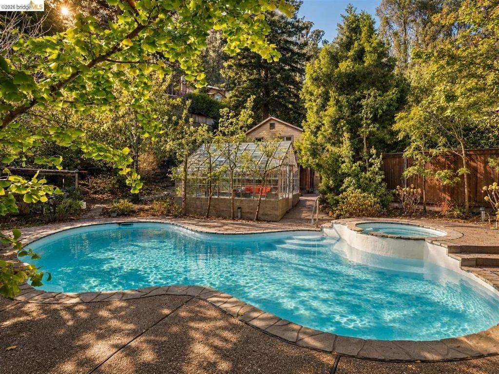 Photo of 6819 Pinehaven Rd