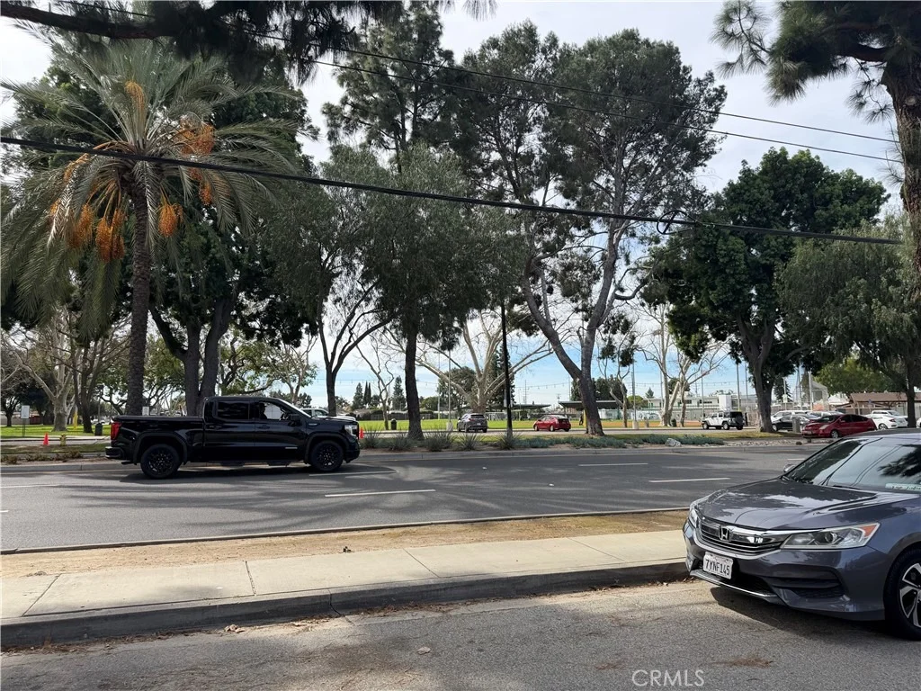 Photo of 9419 Beverly