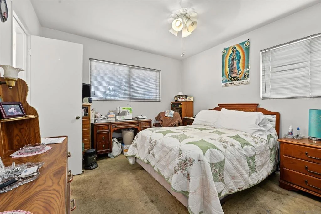 Photo of 3949 Grandon