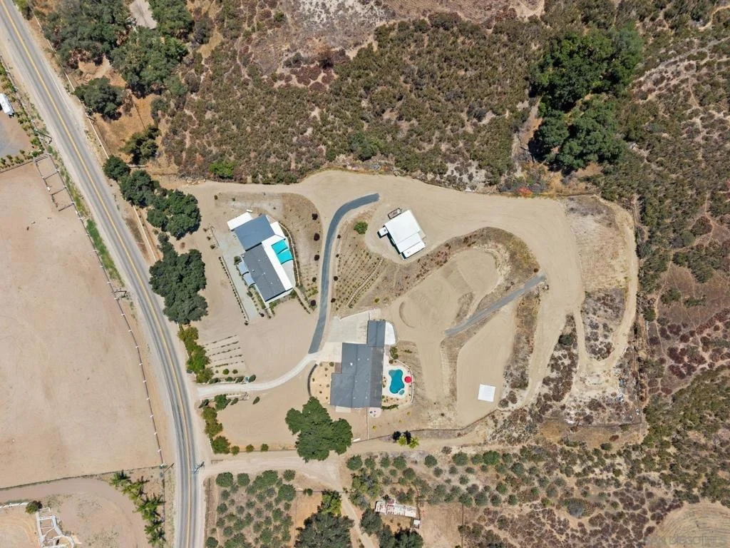 Photo of 37200 Mesa Rd