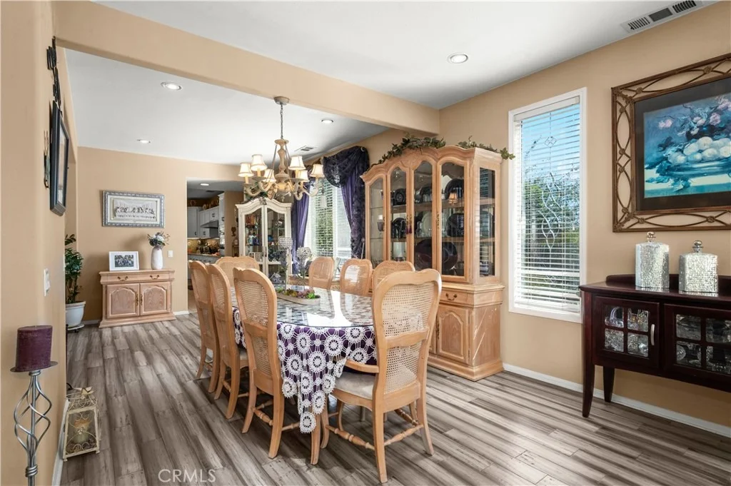 Photo of 18566 Hawkhill