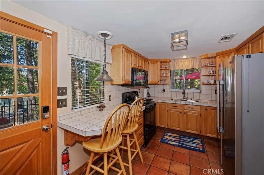 Photo of 27596 Oak Knoll