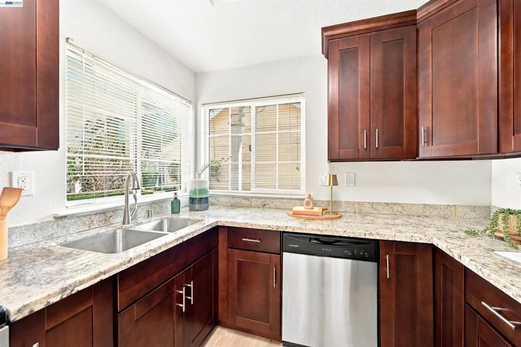 Photo of 6333 Potrero Dr