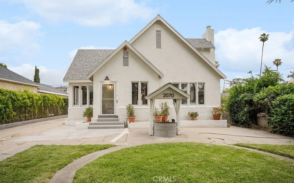 Photo of 2070 El Sereno