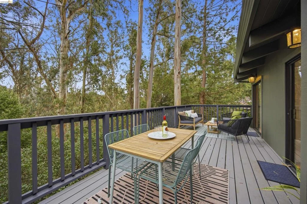 Photo of 7099 Pinehaven Road