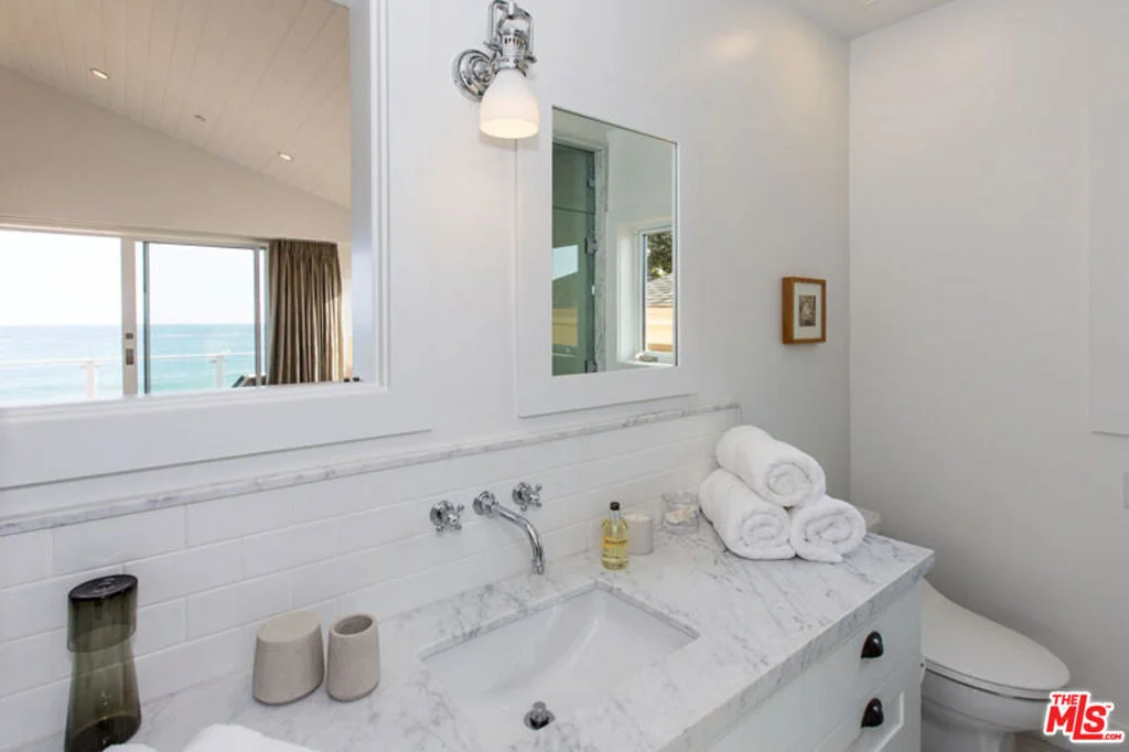 Photo of 23812 Malibu Road