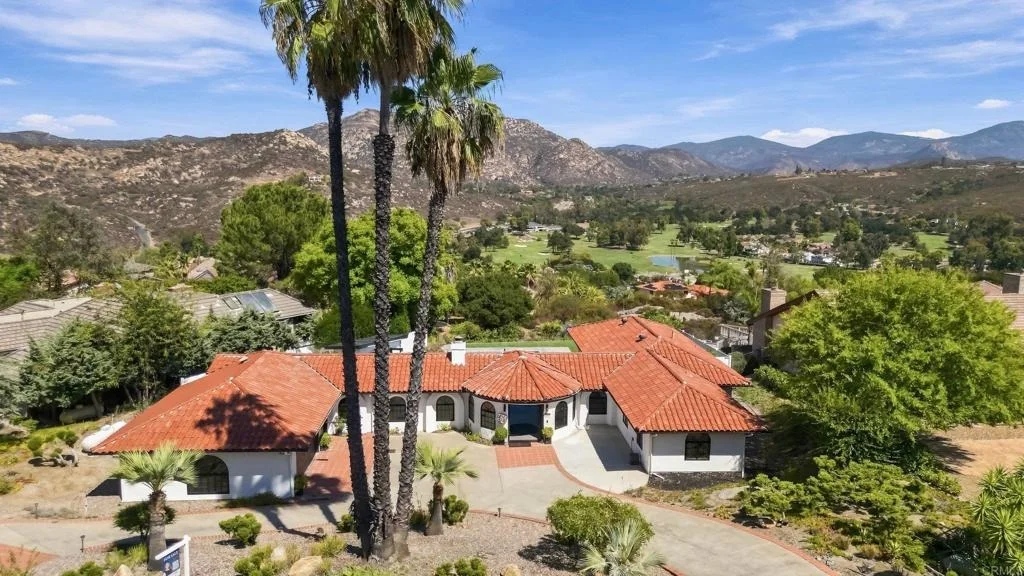 Photo of 15647 Calistoga Dr
