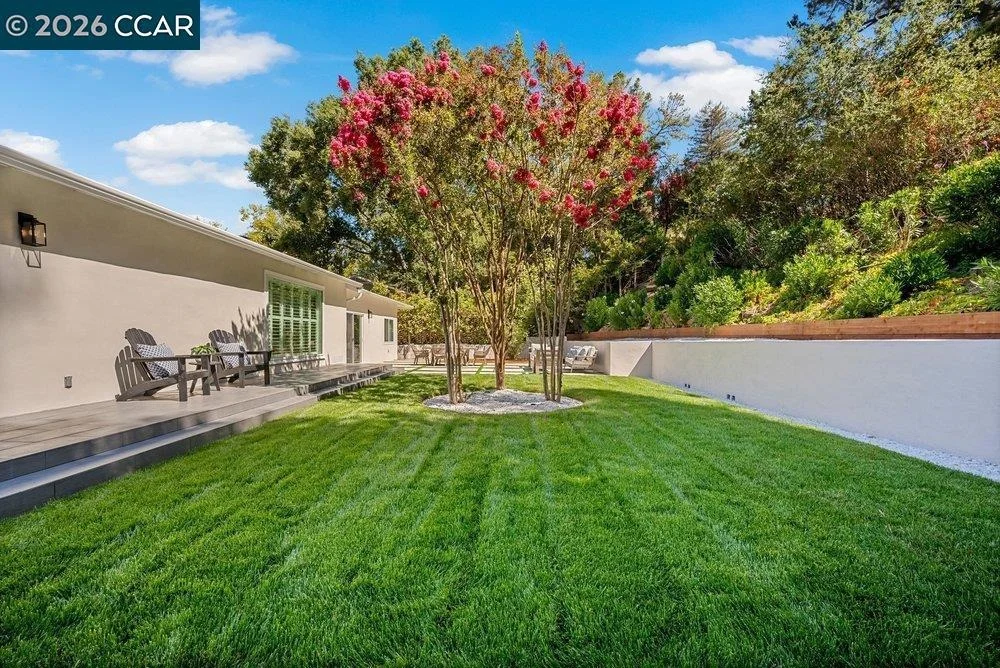Photo of 8 Ramona Dr