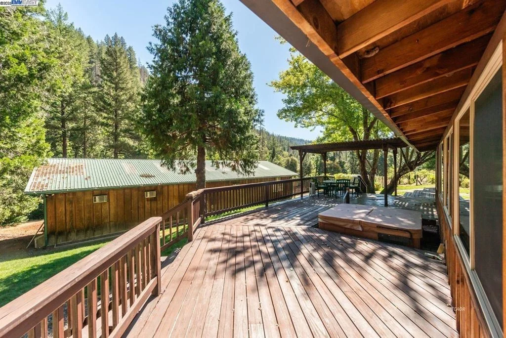 Photo of 4481 Rush Creek Rd