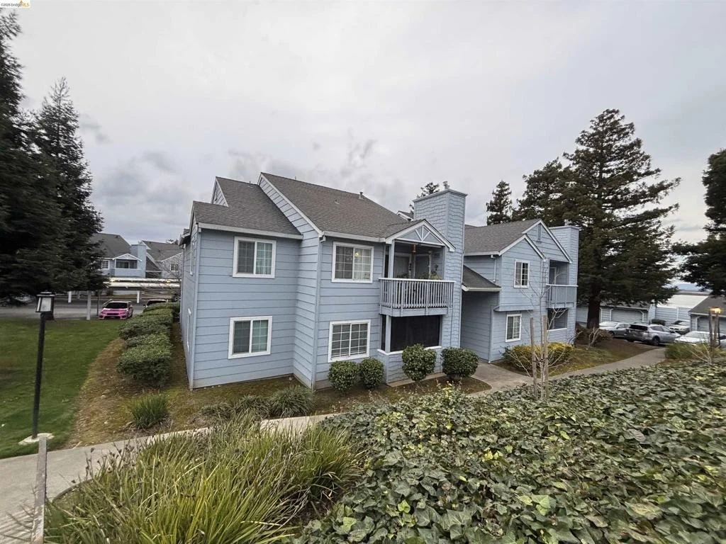 Photo of 297 Lighthouse Dr